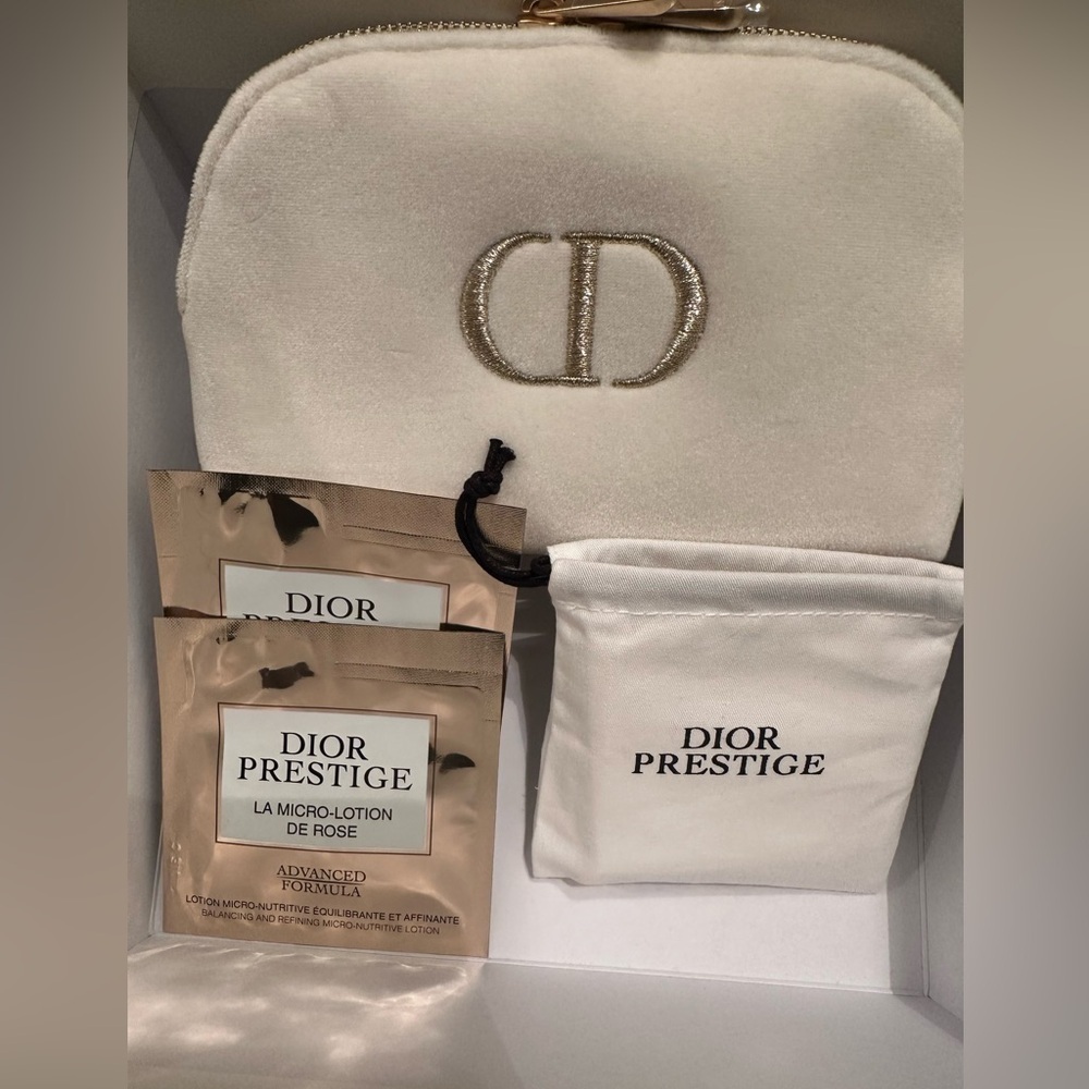 Dior Beauty Cosmetics pouch/Bag And Prestige Serun bundle